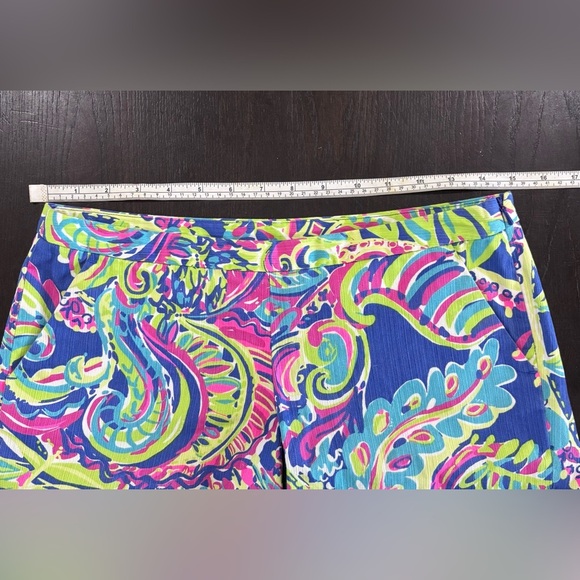Lilly Pulitzer Size 0 Multicolored Floral Print Design Scalloped Hem Shorts - Picture 6 of 12